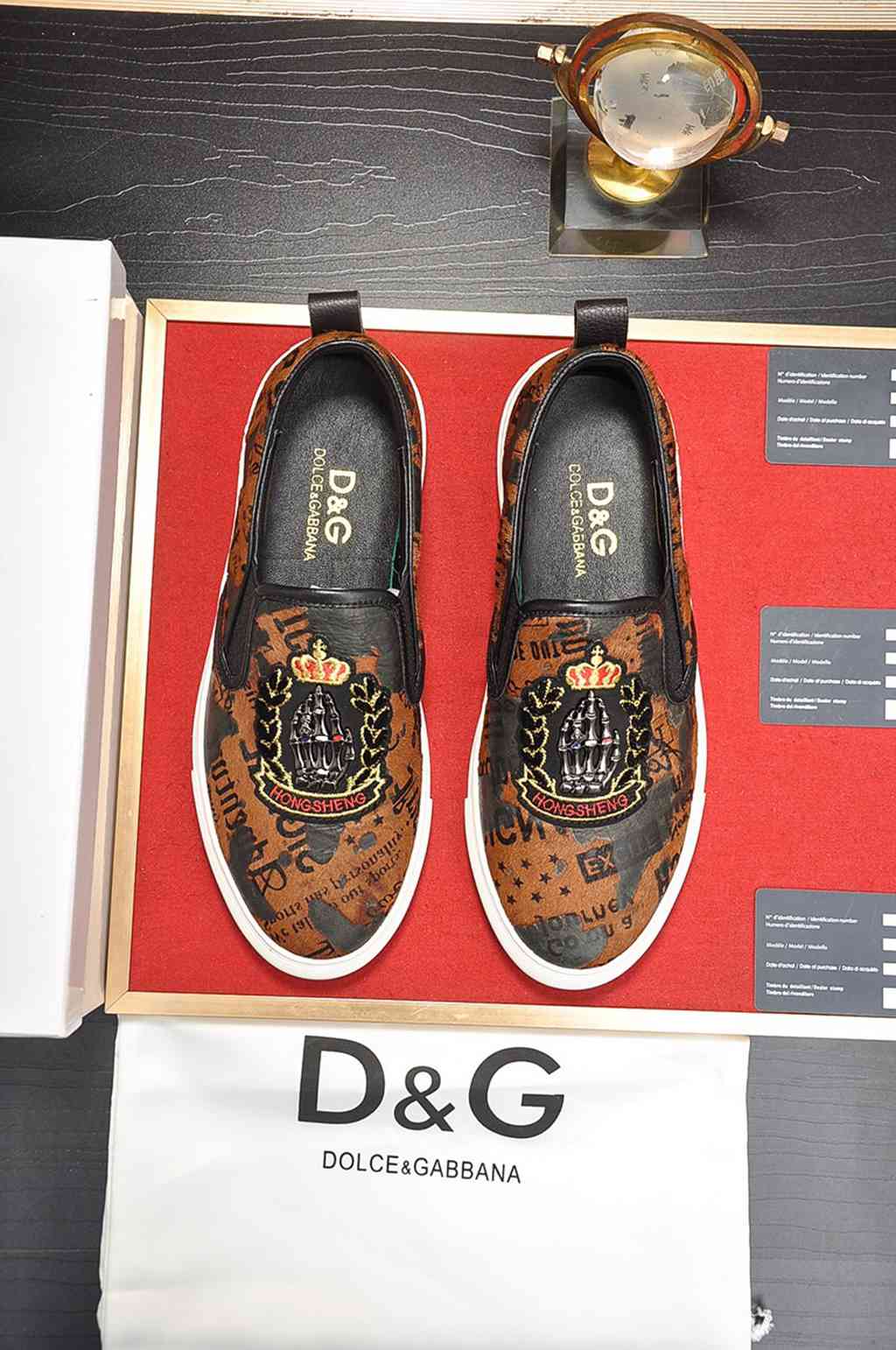 D*G sneaker